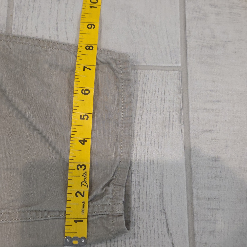 Levi's 568 Men's Size 28x30 Cargo Pants Khaki Relaxed Fit - Picture 9 of 9